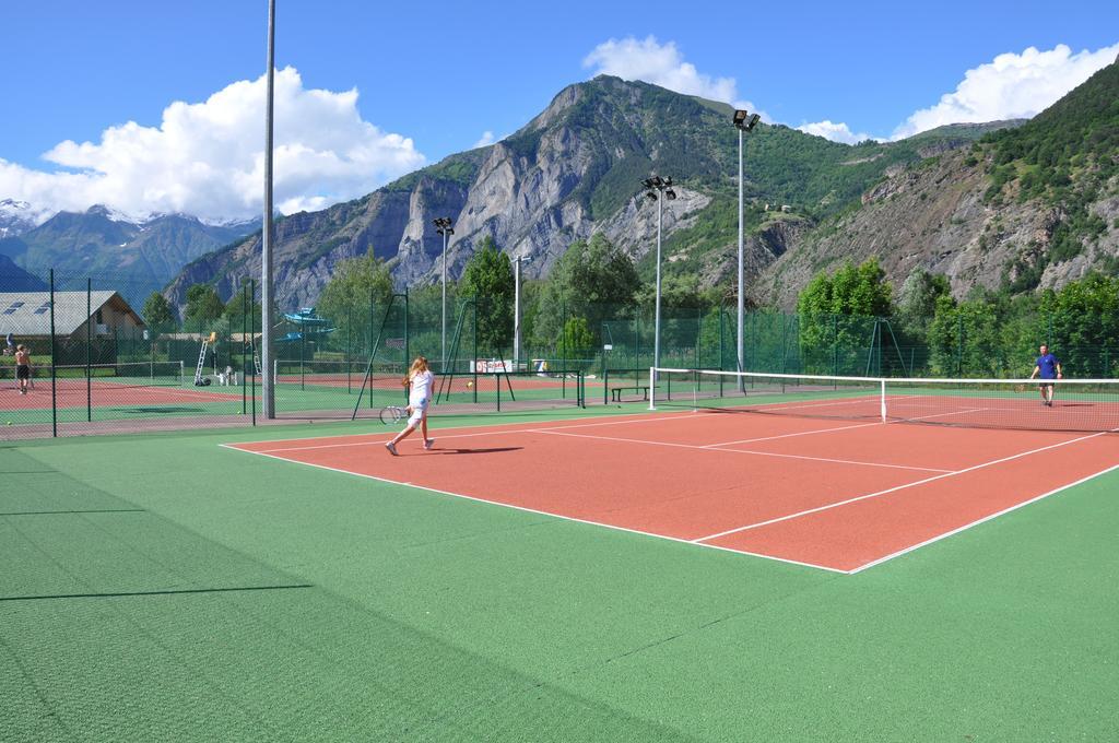 Villa Lutel Le Bourg-dʼOisans Exterior foto